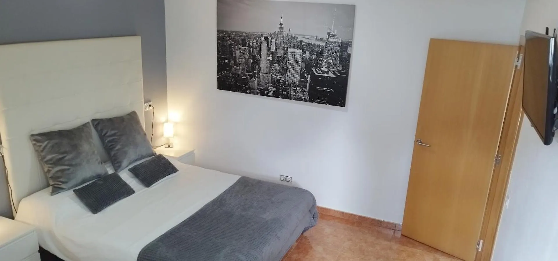 Apartamento Privado Con Entrada Independiente En Caldes De Malavella Χιρόνα
